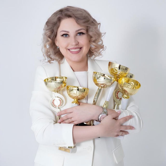 Наталья Вали-Пур — мастер по наращиванию ресниц, Чемпион Европы и России, с наградами
